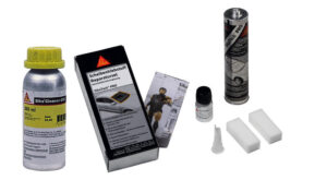 Sada lepidla a čističe Sika pro výměnu čelního autoskla