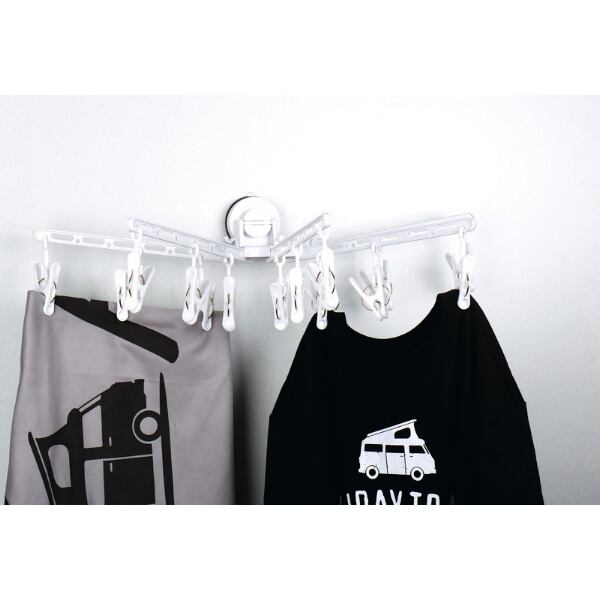 Sušák na prádlo s podtlakovou přísavkou Camp4