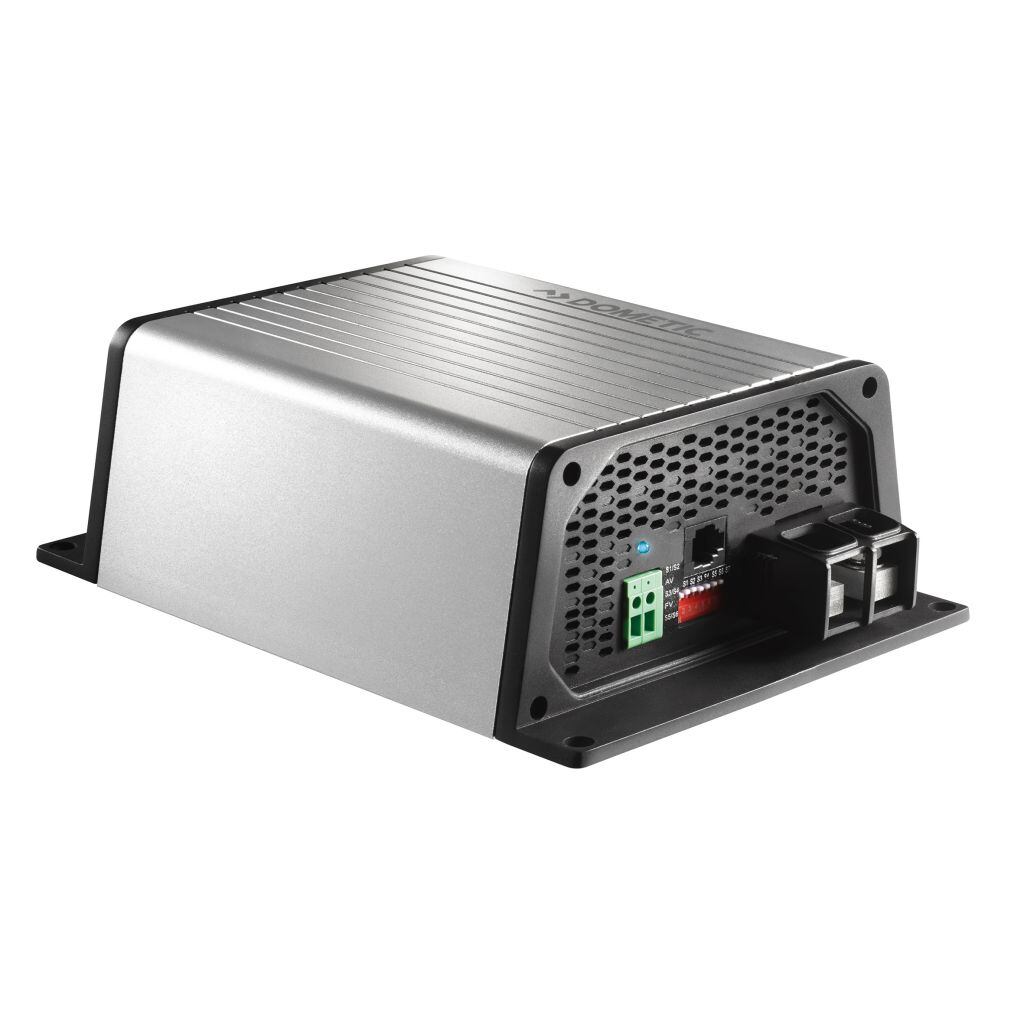 Napájecí měnič s měničem napětí Dometic PerfectPower 12 V nabíjecí proud 10 A varianta DCC 1212-10