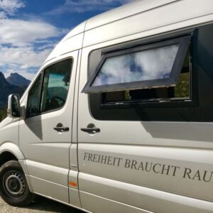 Bezpečnostní okno Hünerkopf SF3 AR šířka 1300 mm výška 600 mm