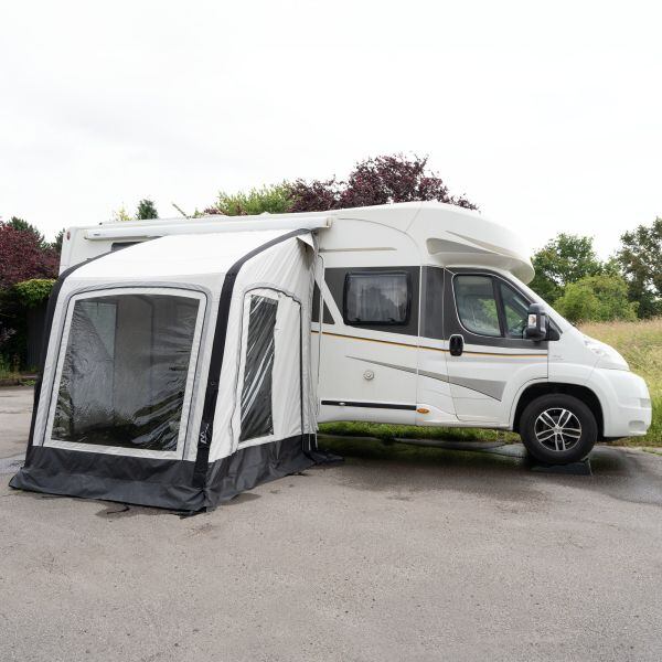 Nafukovací předstan Westfield Vega 2.0 šířka 200 cm instalační výška 235–255 cm