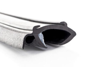 Těsnicí gumový profil Polyplastic pro boční výklopná okna délka 40 m