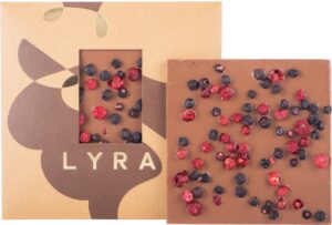 Lyra Naša Milk - borůvka, rybíz